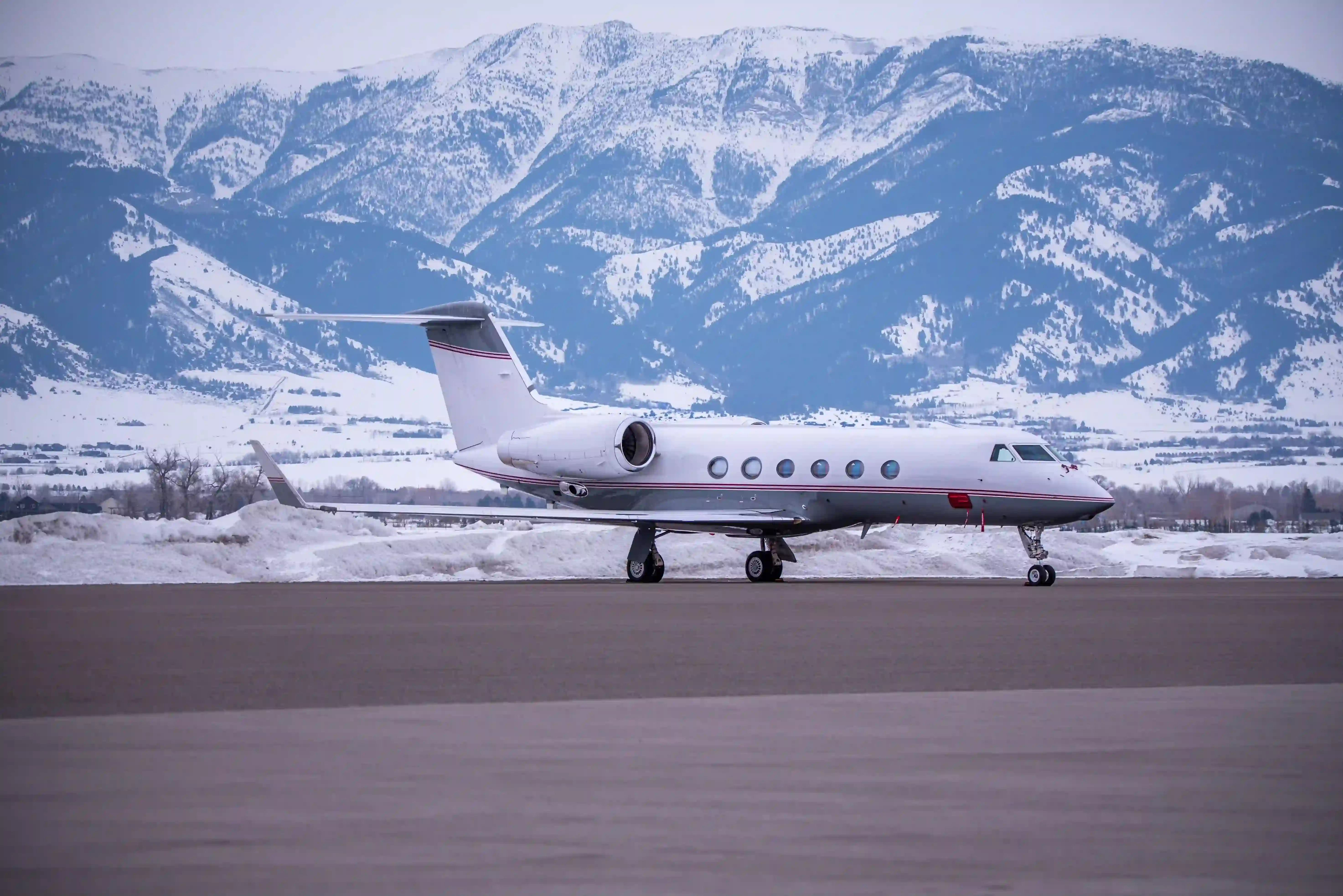 Aircraft on the ramp at Bozeman Yellowstone International Airport
